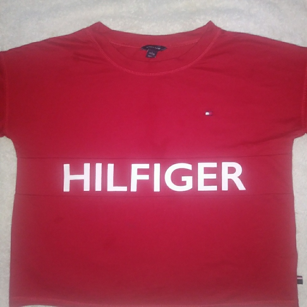 Tommy Hilfiger crop top